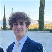 Estudiante de 17 años especializado en materias similares a matemáticas aplicadas a las ciencias sociales y a contabilidad